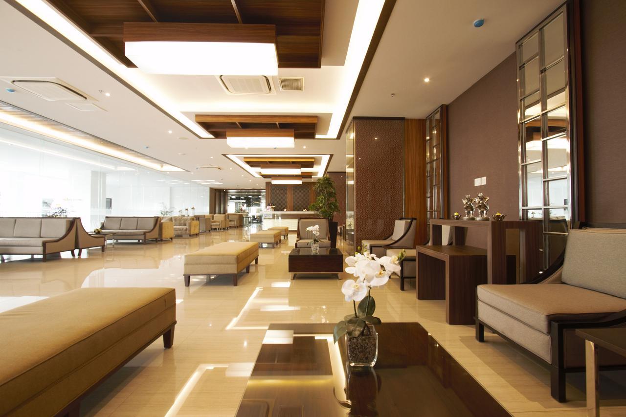 Tara Hotel Yogyakarta Tugu Exteriör bild