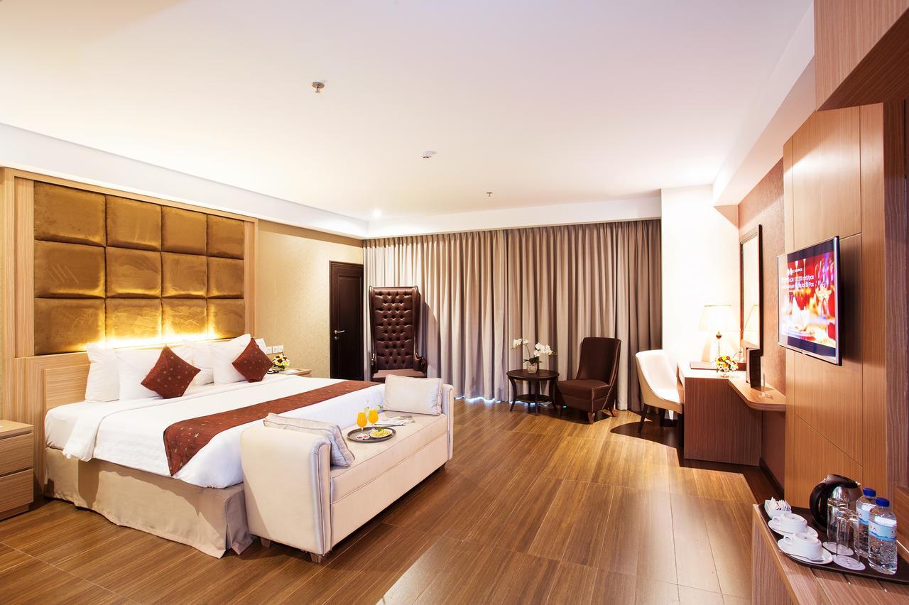 Tara Hotel Yogyakarta Tugu Exteriör bild