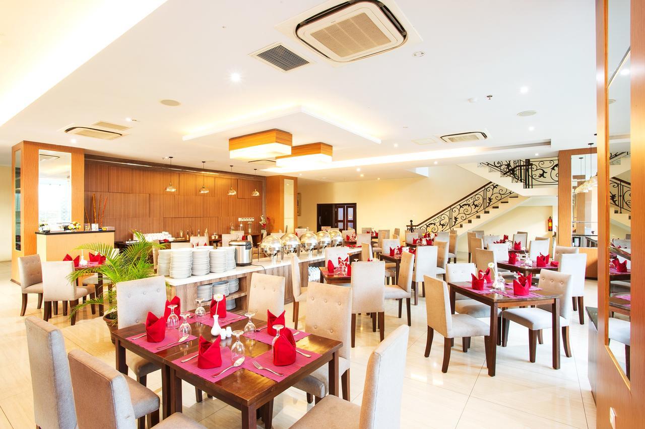 Tara Hotel Yogyakarta Tugu Exteriör bild