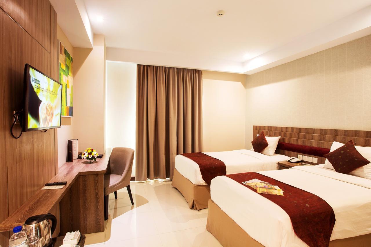 Tara Hotel Yogyakarta Tugu Exteriör bild